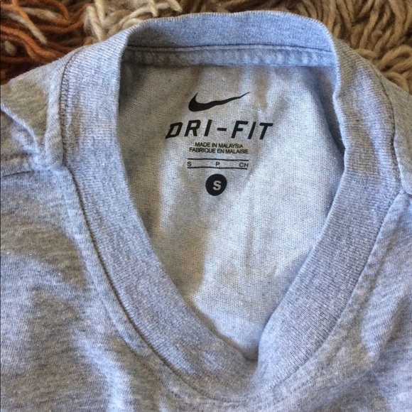 Nike t-shirt - Picture 2 of 5