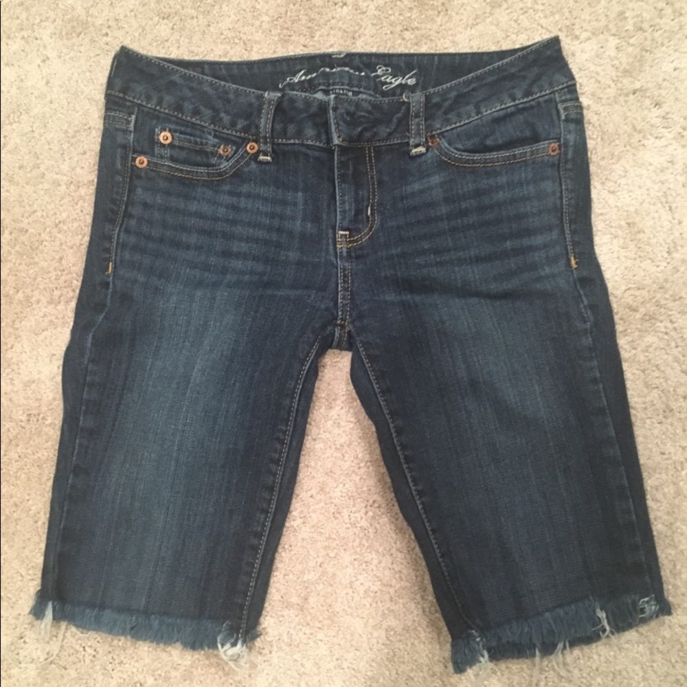 American Eagle stretch skinny bermudas size 4