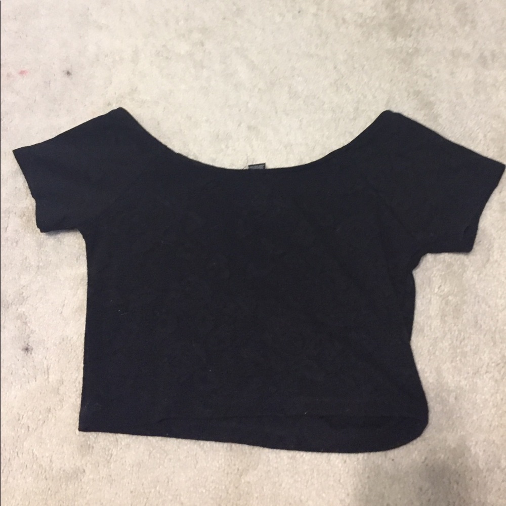 Black floral crop top