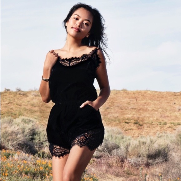 Walk on the wild side romper - Picture 2 of 2