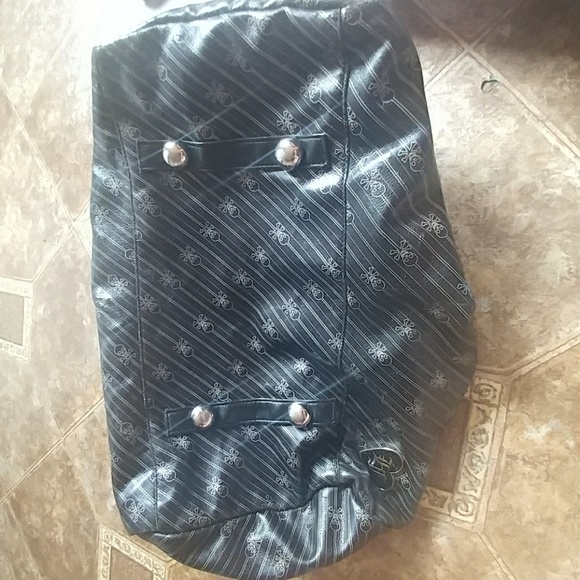 Purse - Picture 2 of 4