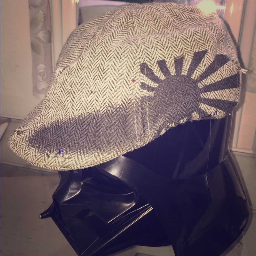 Newsboy cap