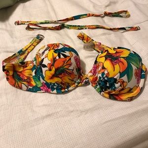 36A Victoria's Secret Strapless Bathing Suit Top