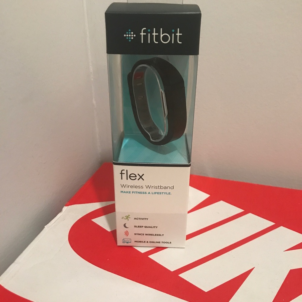 BRAND NEW Fitbit Flex w/ small & large wristband
