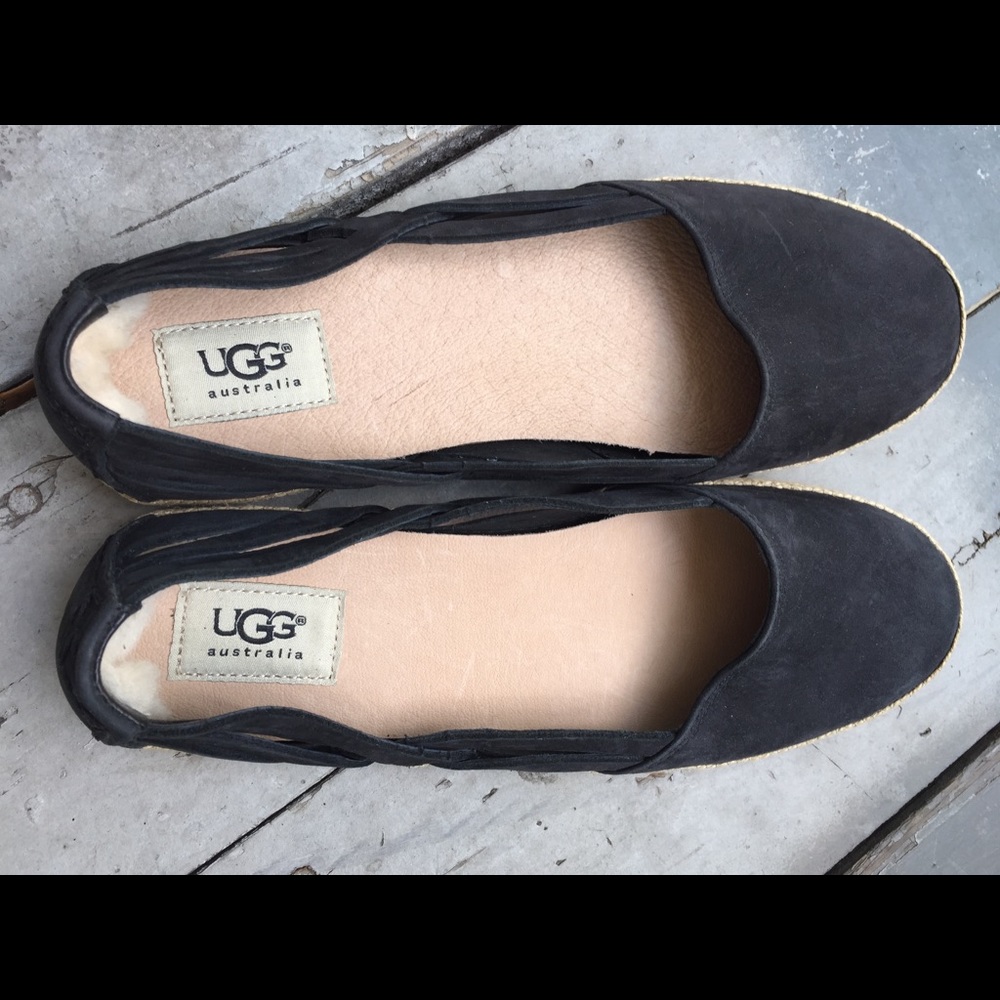 Nearly New,UGG, cute, ESPADRILLES, black,9.5 Shoes