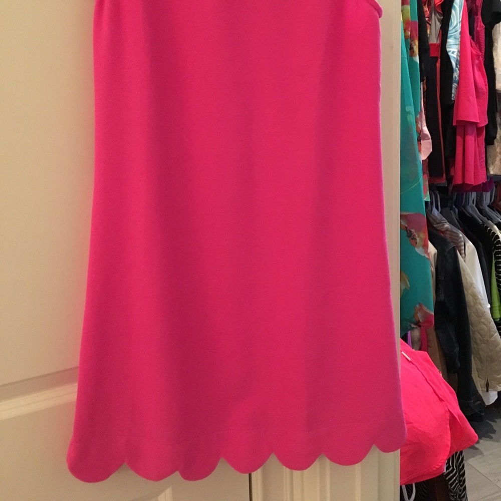 Mitto Shop size S scalloped pink dress