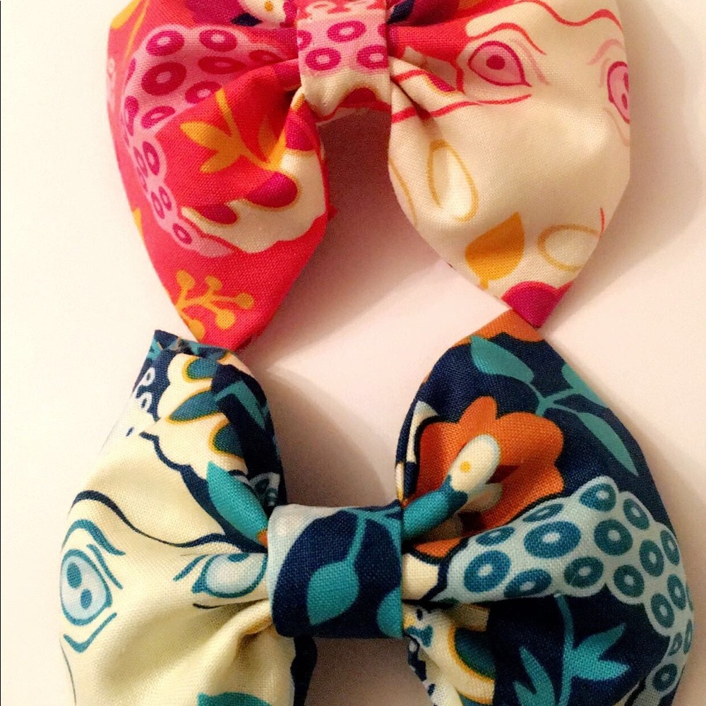 Pink/Blue elephant print hair bows