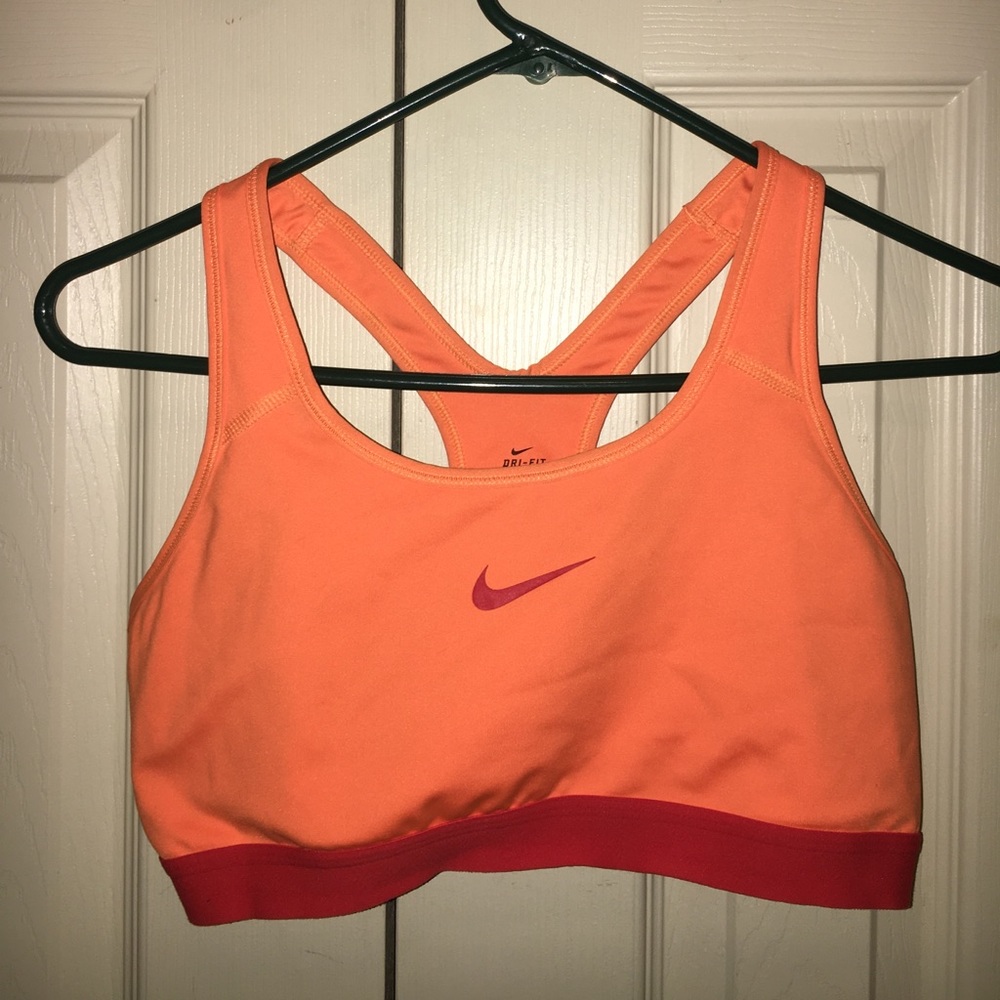 Sports bra