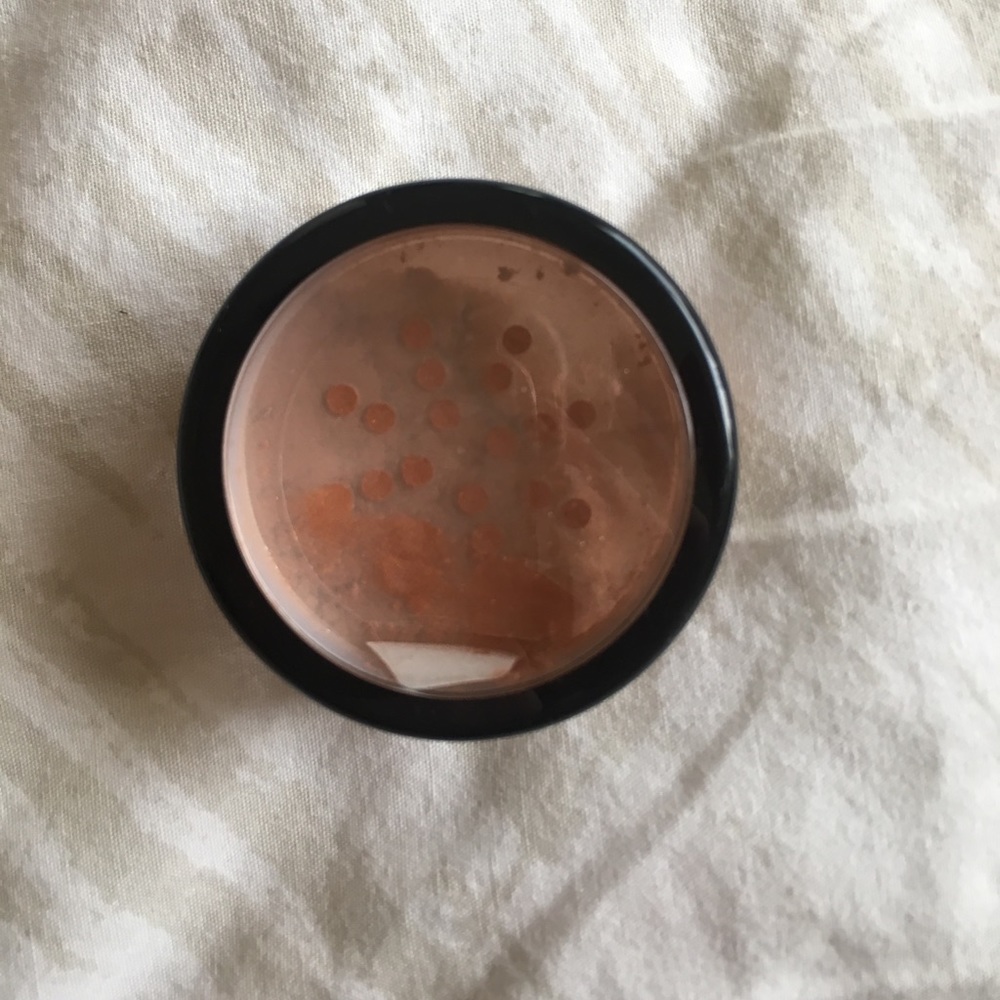 Shimmer bronzer