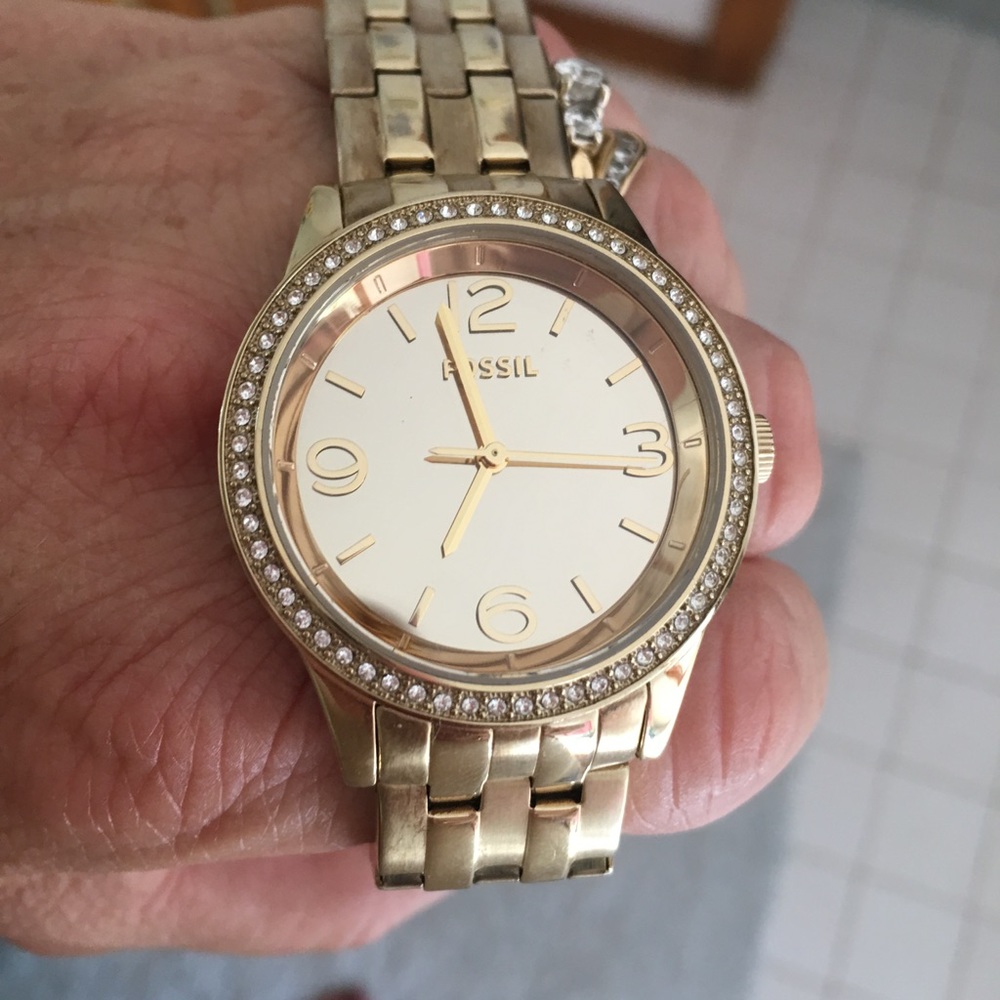 Womens Fossil Watch EUC