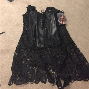 Lingerie black lace bottom