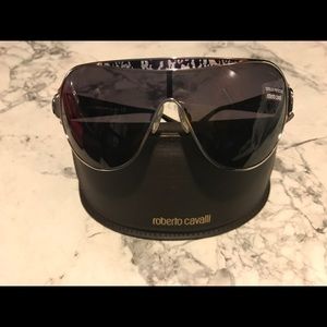 NIB Roberto Cavalli women's sunglasses