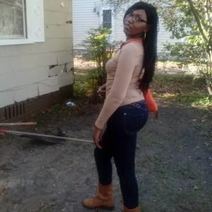 Meet your Posher, Tawanna