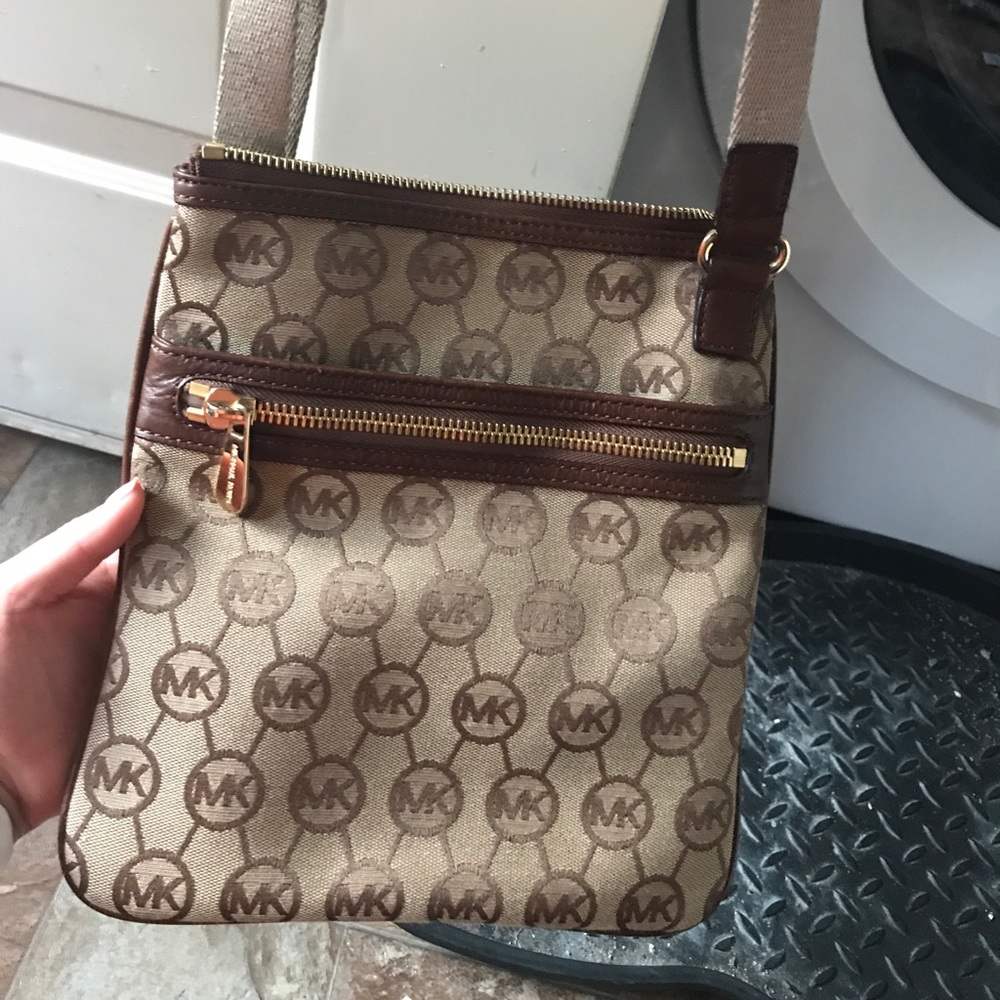 Michael Kors Crossbody Bag