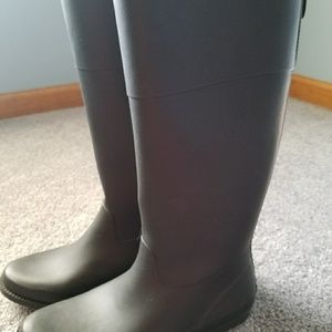 Rain boots