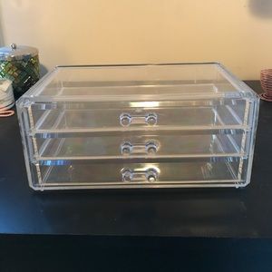 Makeup organizer 3 drawers