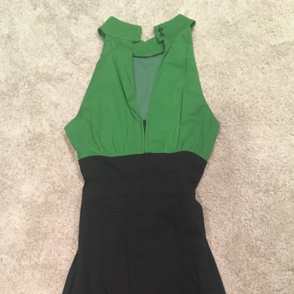 Maurice's black and green dress - fitted / pencil