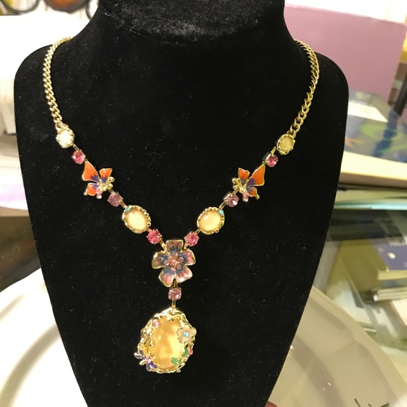 Gina's Statement necklace - Picture 5 of 8