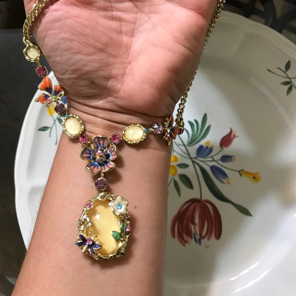 Gina's Statement necklace - Picture 6 of 8