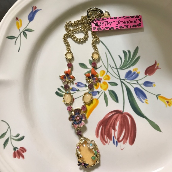 Gina's Statement necklace - Picture 7 of 8