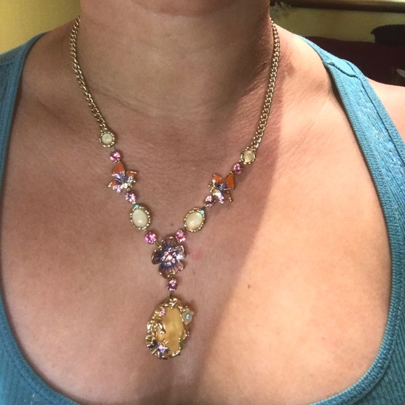 Gina's Statement necklace - Picture 1 of 8