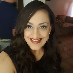 Meet your Posher, Adrianna