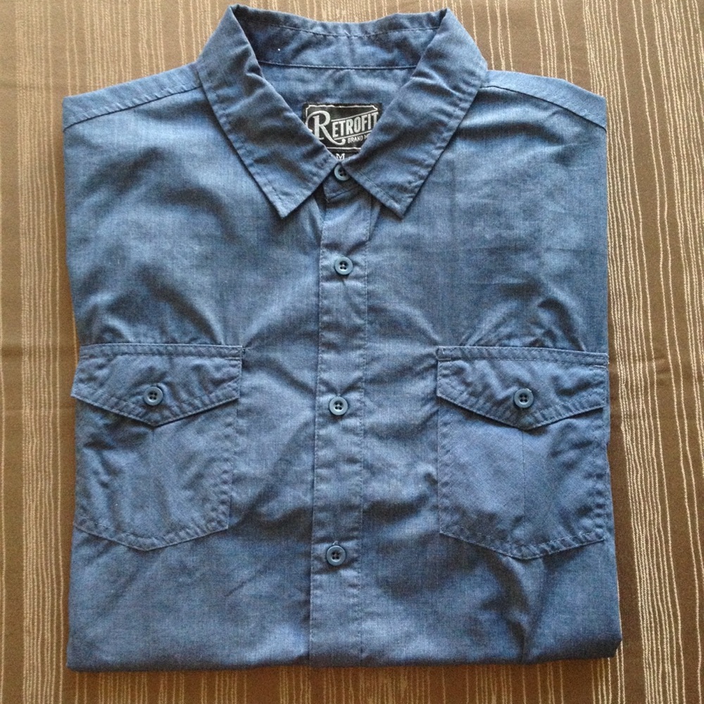 NWOT Tilly's Button Up