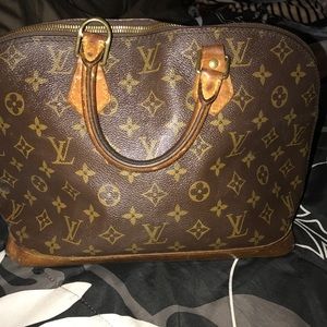 Authentic Louis Vuitton Alma size MM. SOLD!!!