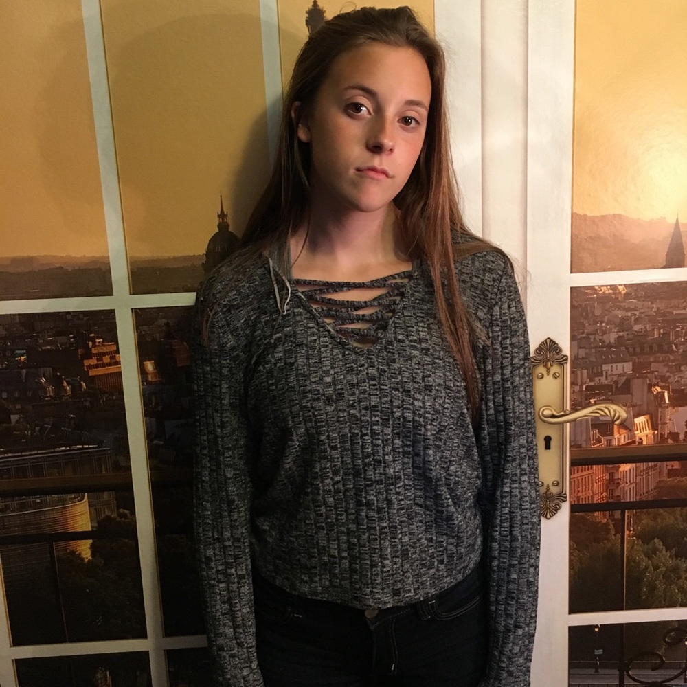 Lace up crop top shirt