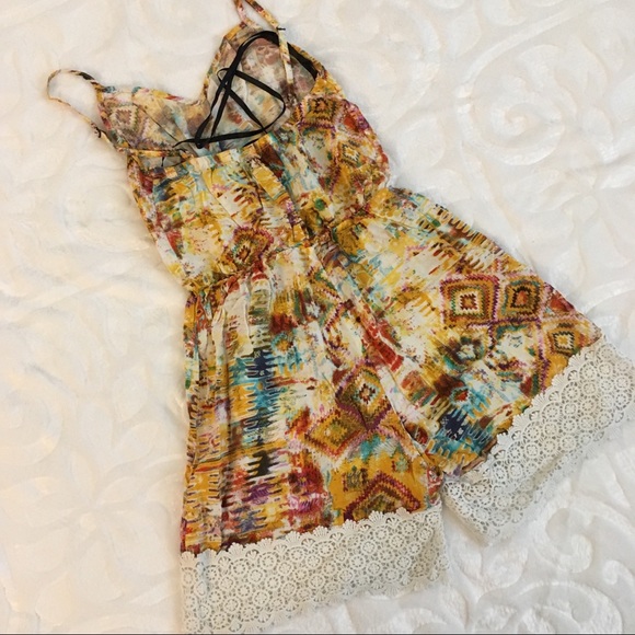 Romper - Picture 2 of 3