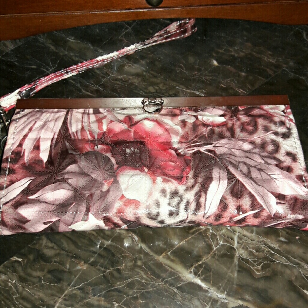 Pink & White Wristlet CLEARANCE!