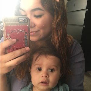 Meet your Posher, Alexia