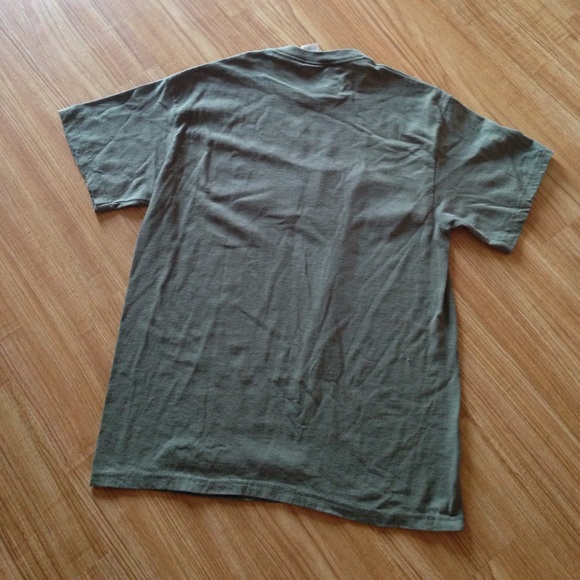Men's shirt - Picture 2 of 5