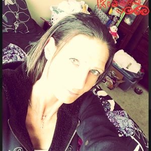 Meet your Posher, Cortney