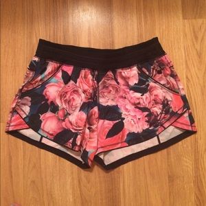 Lululemon secret garden shorts tracker 6