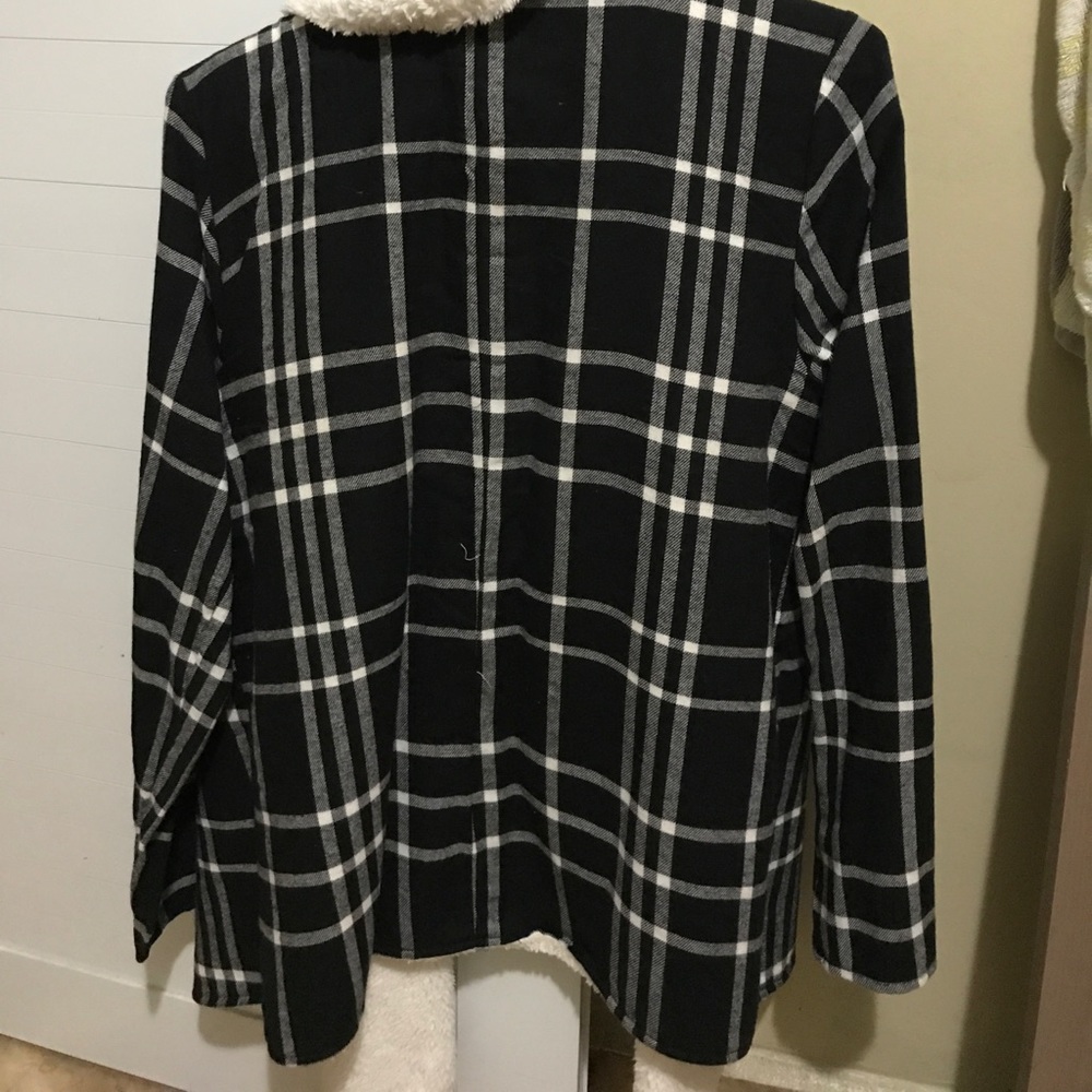 Sweater - Picture 2 of 3