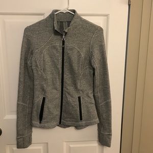 Lululemon define jacket size 6