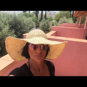 Meet your Posher, Patricia