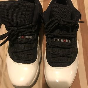 Men's Jordan 11"s