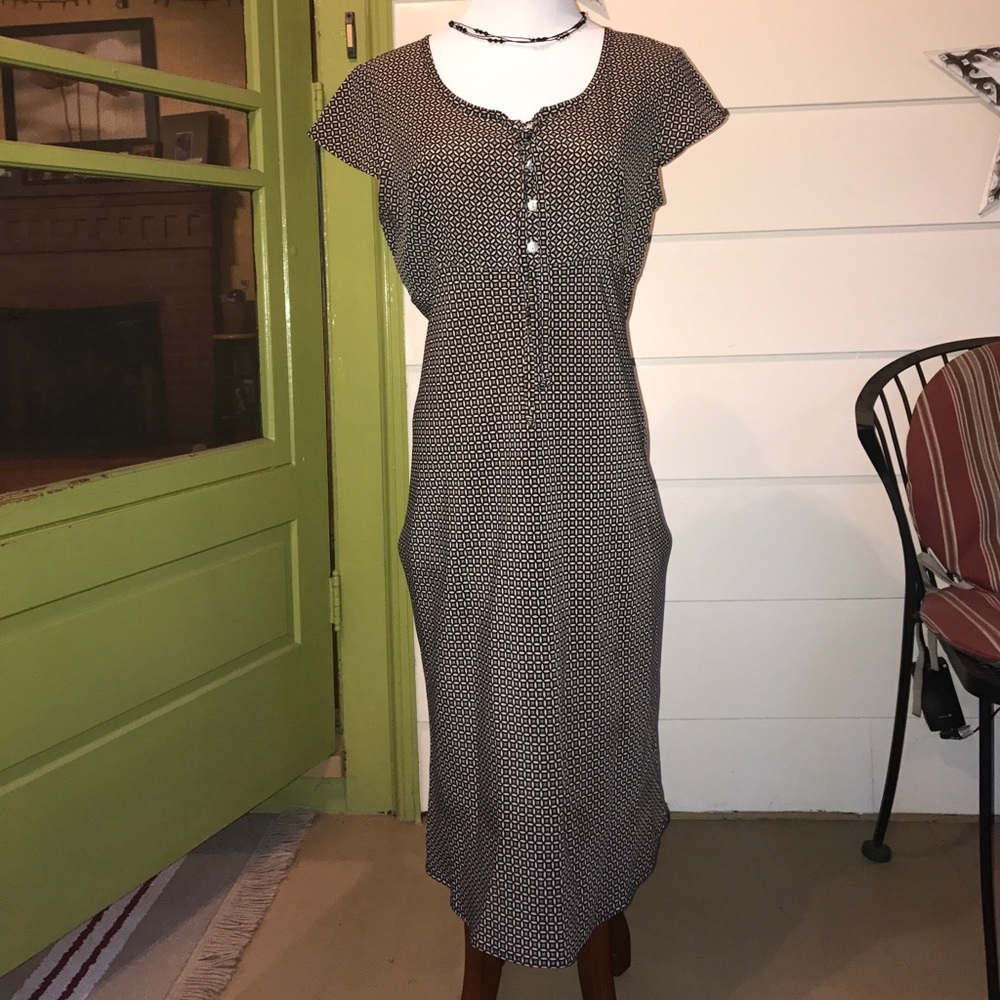 Work appropriate dress