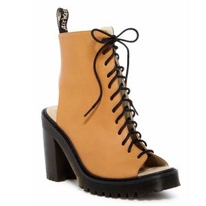 Dr. martens