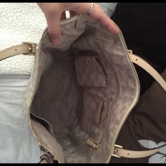 SOLD - Picture 4 of 4