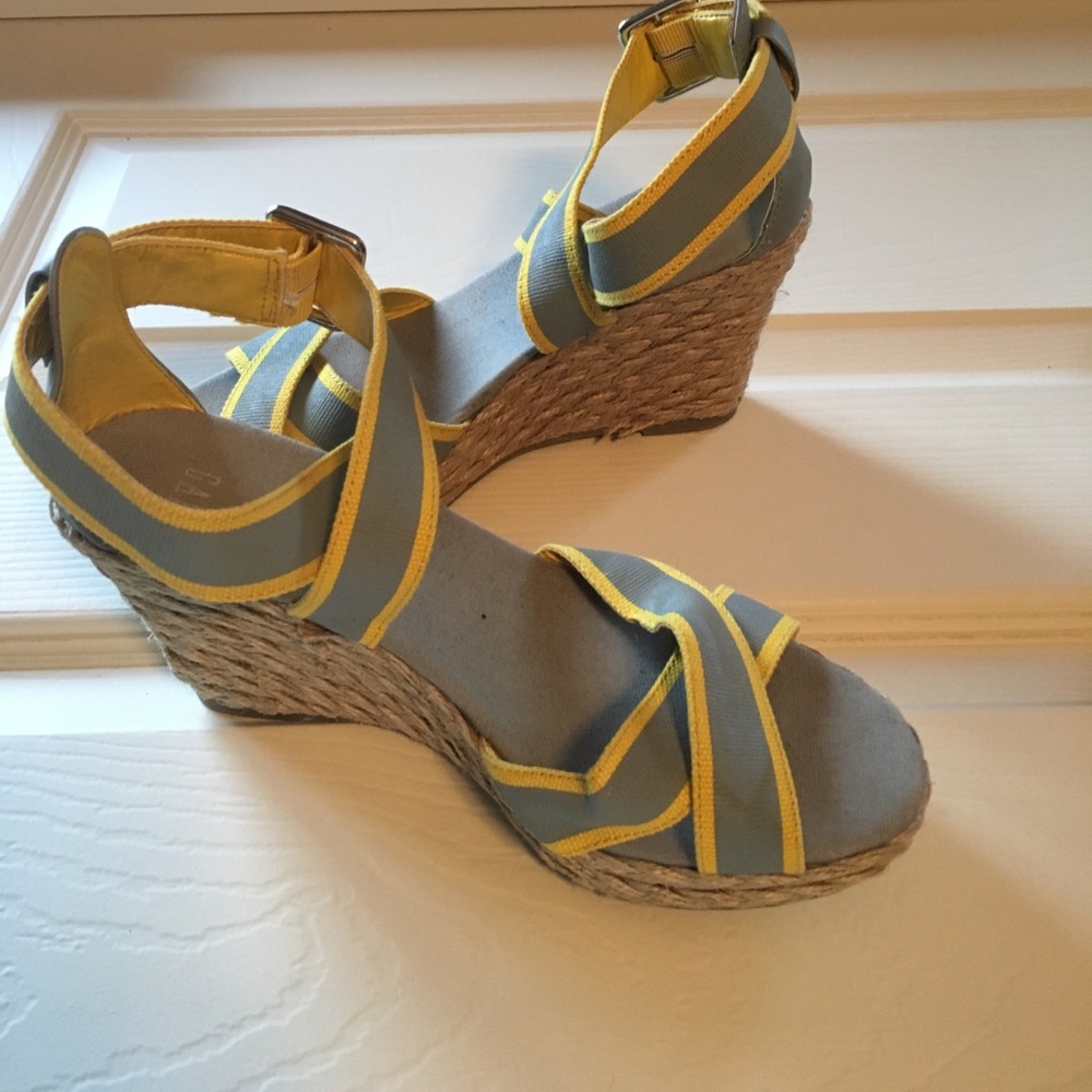 Yellow and Grey Wedges.