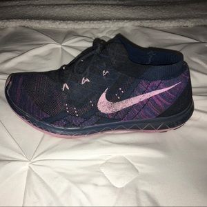Nike shoes size 8