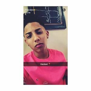 Meet your Posher, Uriel