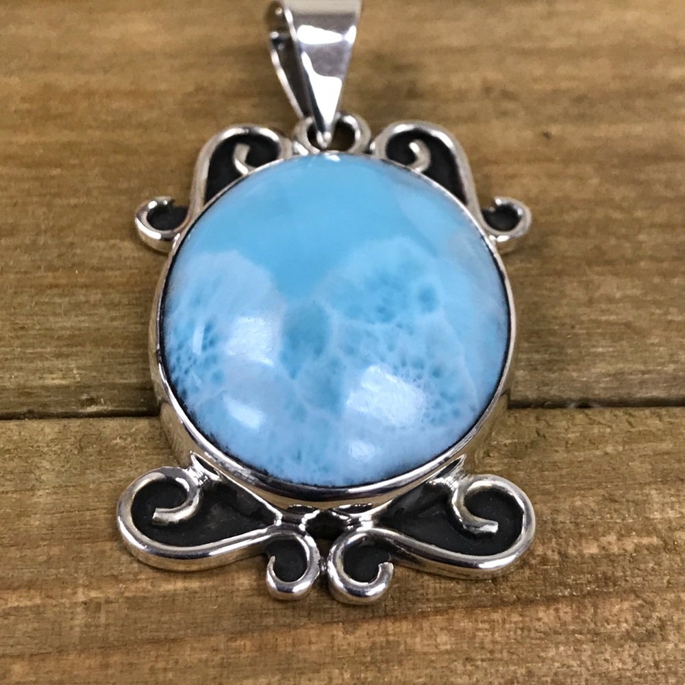 Pendant - Picture 2 of 8