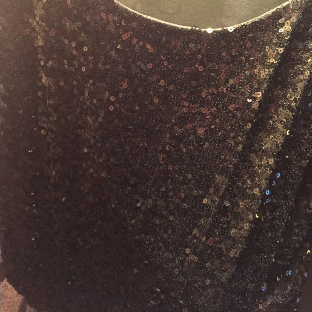 INC green sequined top - Picture 2 of 4