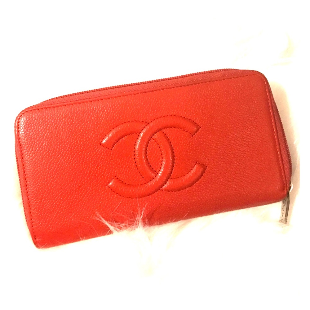 Classic CC caviar wallet