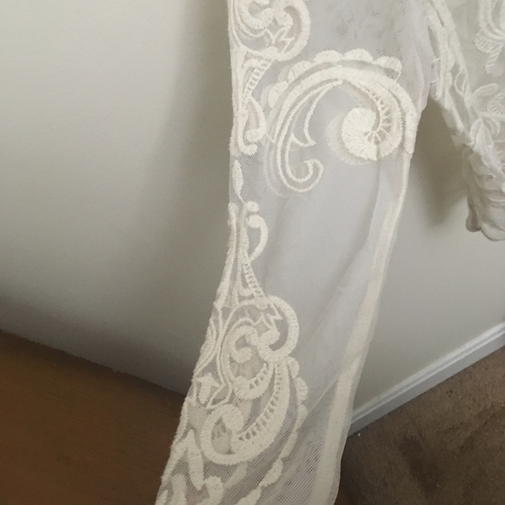 Gorgeous Express Top - Picture 5 of 6