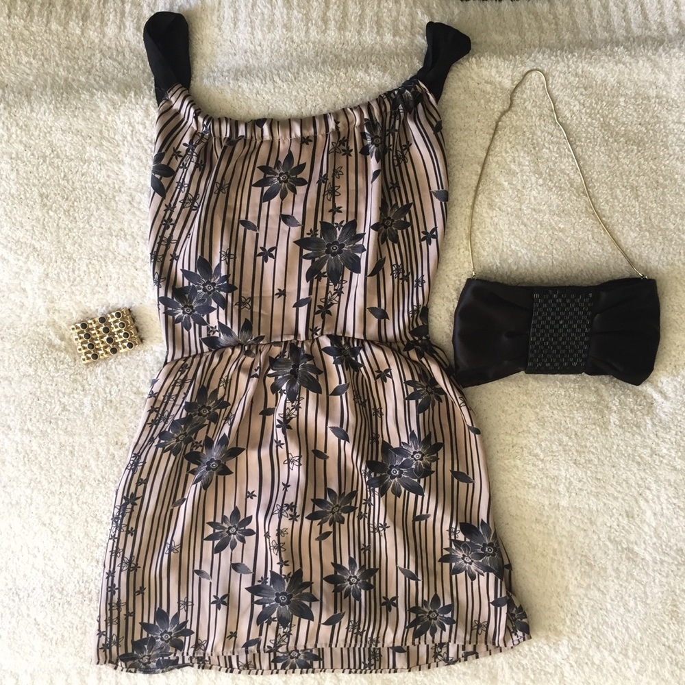 Solemio Backless Cocktail Dress